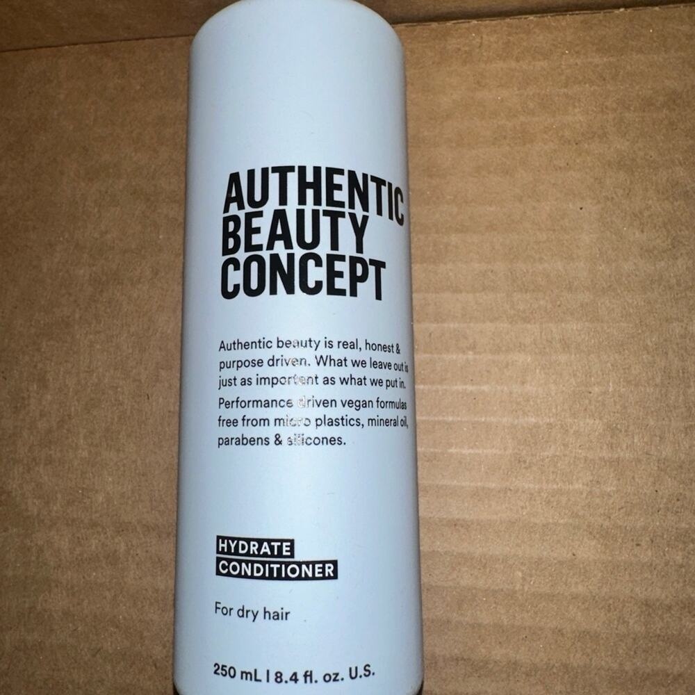 Authentic Beauty Concept Hydrate Conditioner‎ For Dry Hair Vegan hair care